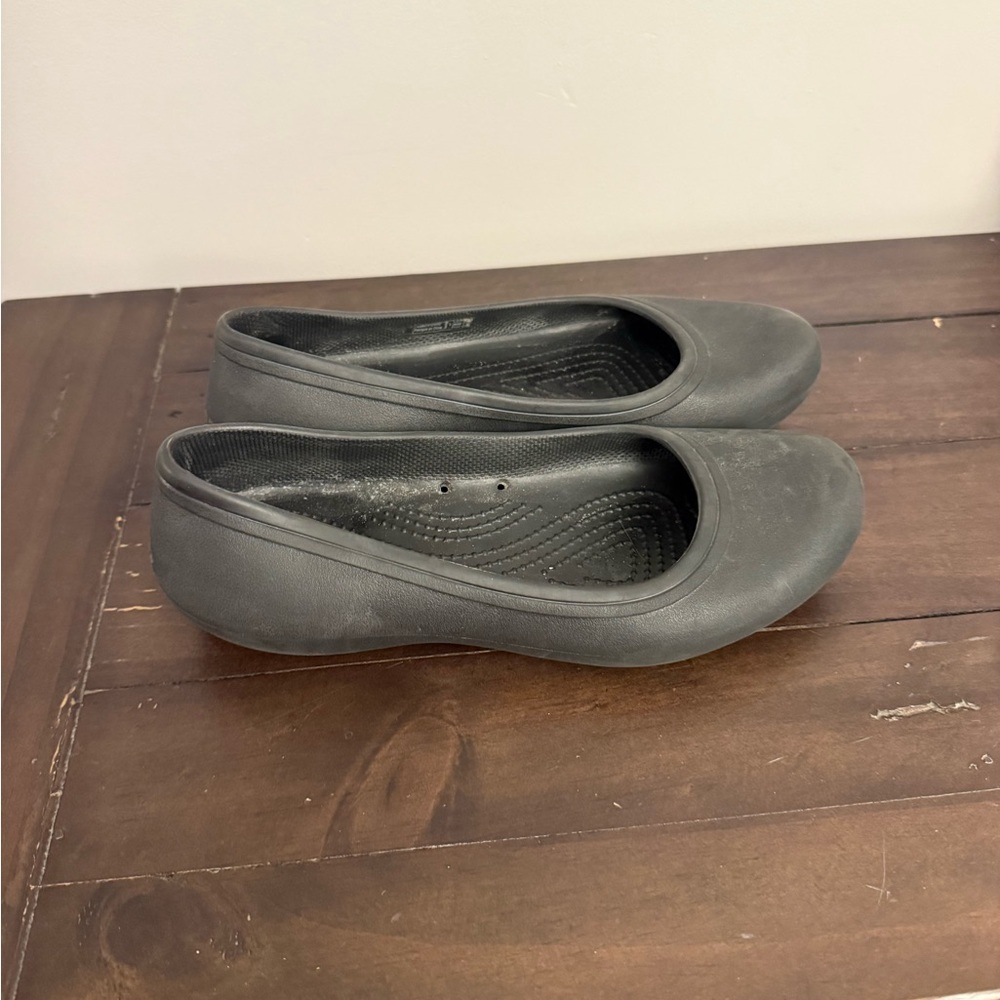 Crocs Black Comfort Slip-Resistant Flats